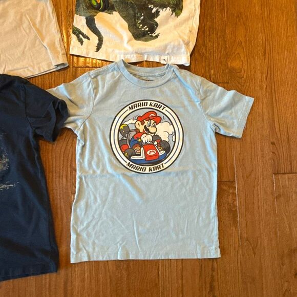 Boys size 6/7 graphic t shirt bundle Mario Cart Dinosaur - Picture 3 of 11